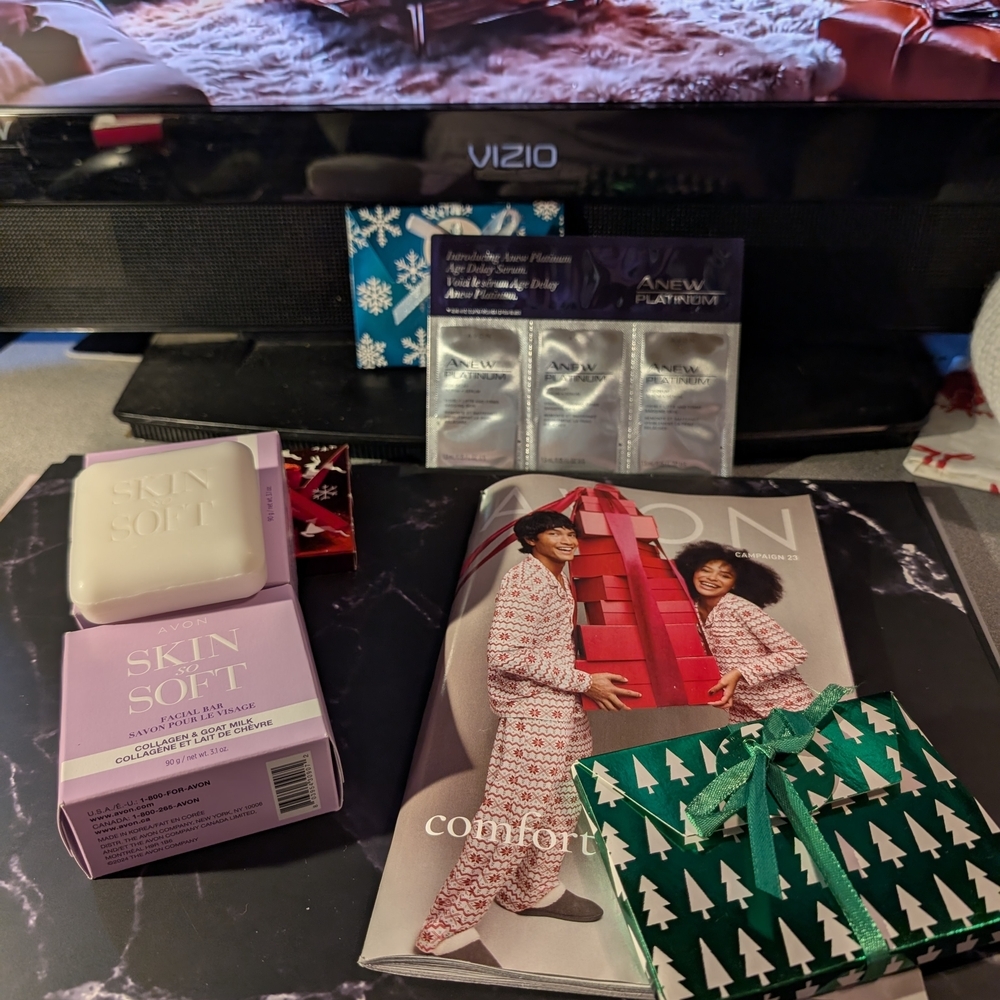 Avon Skin So Soft Facial Bar Collagen & Goat Milk w/ Bonus Samples Anew Platinum - Picture 3 of 4